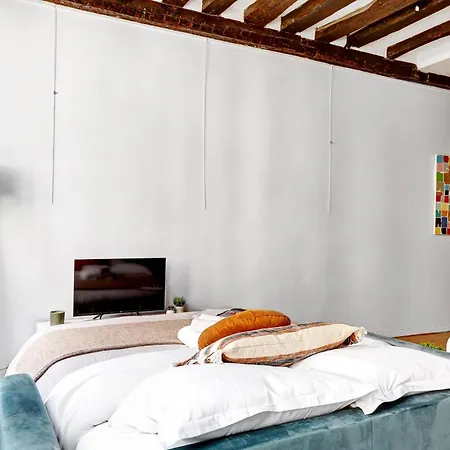 Apartment Bnbnova - 1br In Le Marais - Close To Notre-dame *